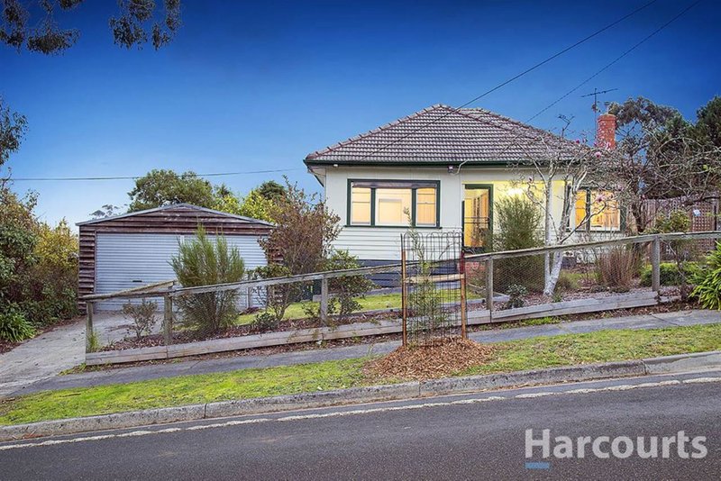 18 Stradbroke Road, Boronia VIC 3155