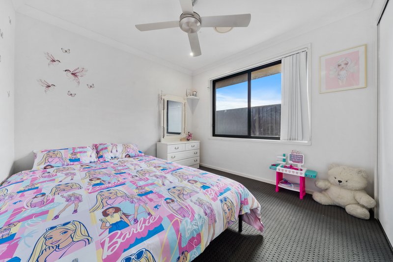 Photo - 18 Strowe Place, Bracken Ridge QLD 4017 - Image 11