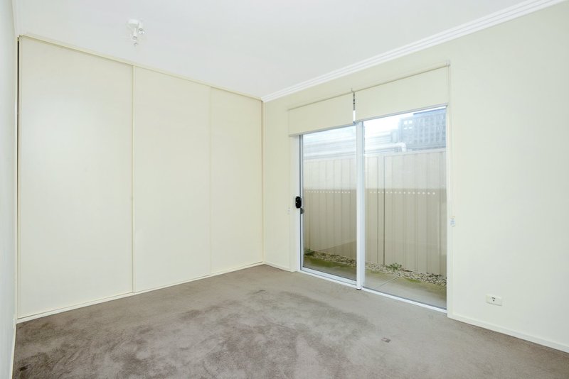 Photo - 18 Sturt Street, Victor Harbor SA 5211 - Image 11