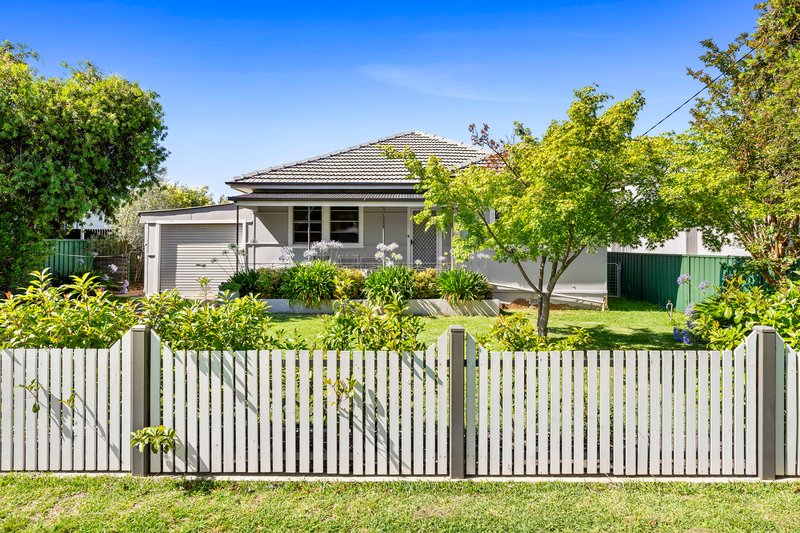 18 Sullivan Avenue, Wagga Wagga NSW 2650