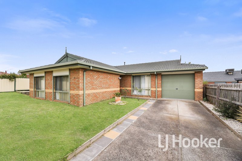 18 Summit Court, Hampton Park VIC 3976