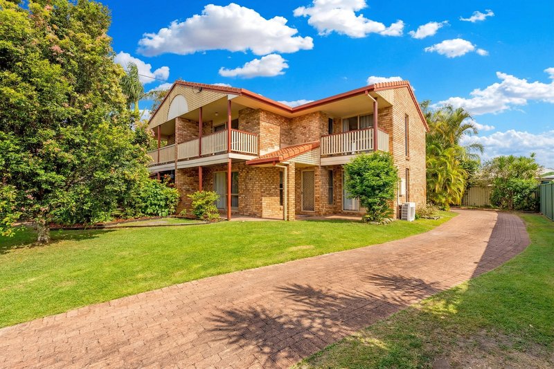 Photo - 1/8 Sun Court, Banksia Beach QLD 4507 - Image 1