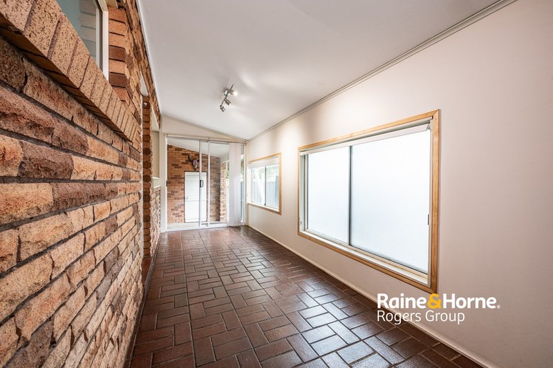 Photo - 18 Sunrise Avenue, Budgewoi NSW 2262 - Image 8