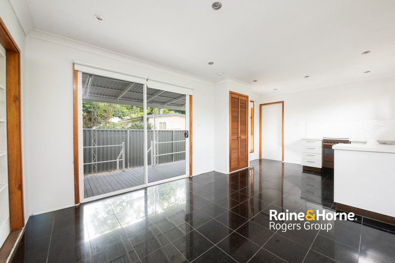 Photo - 18 Sunrise Avenue, Budgewoi NSW 2262 - Image 10