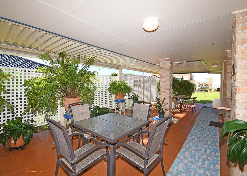 Photo - 18 Sunrise Crescent, Burrum Heads QLD 4659 - Image 2