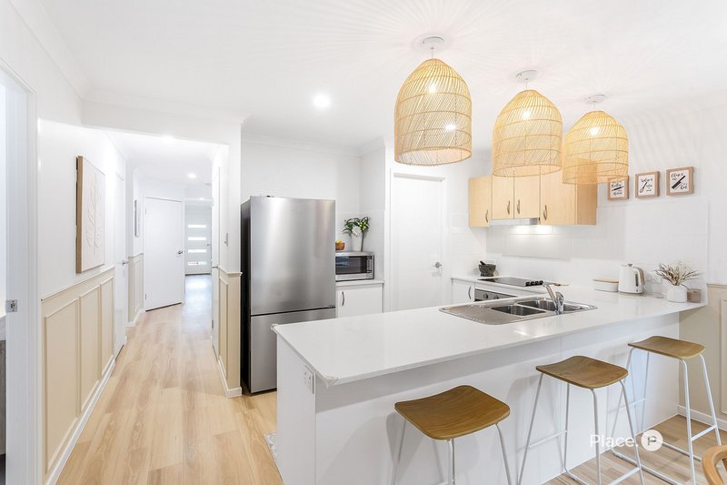 Photo - 18 Sunrise Street, Morayfield QLD 4506 - Image 8