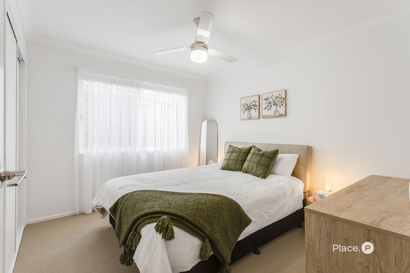 Photo - 18 Sunrise Street, Morayfield QLD 4506 - Image 9
