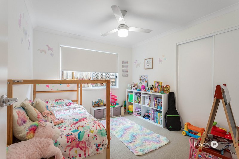Photo - 18 Sunrise Street, Morayfield QLD 4506 - Image 10