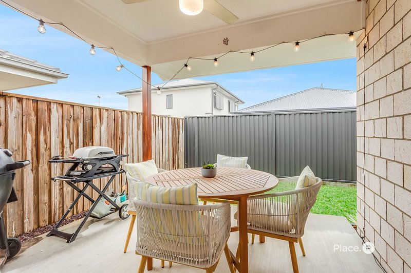 Photo - 18 Sunrise Street, Morayfield QLD 4506 - Image 14
