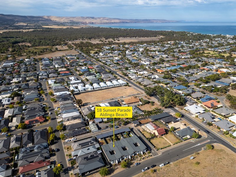 Photo - 18 Sunset Parade, Aldinga Beach SA 5173 - Image 21