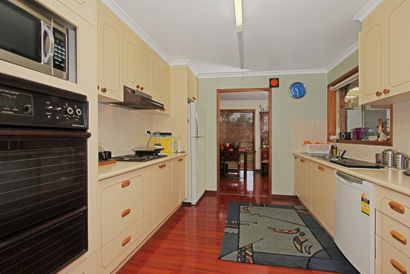 Photo - 18 Surf Beach Avenue, Surf Beach NSW 2536 - Image 2