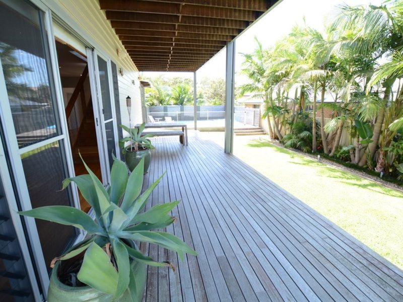 Photo - 18 Surfsound Avenue, Wallabi Point NSW 2430 - Image 13