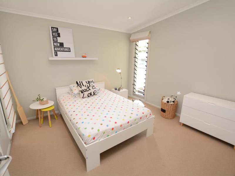 Photo - 18 Surfsound Avenue, Wallabi Point NSW 2430 - Image 16