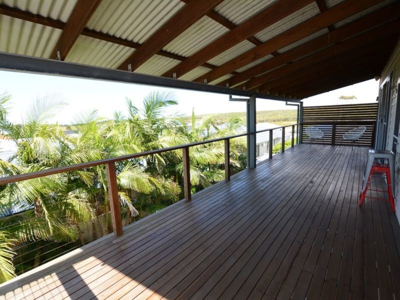 Photo - 18 Surfsound Avenue, Wallabi Point NSW 2430 - Image 20