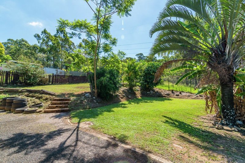 Photo - 18 Surrey Road, Bellbird Park QLD 4300 - Image 18