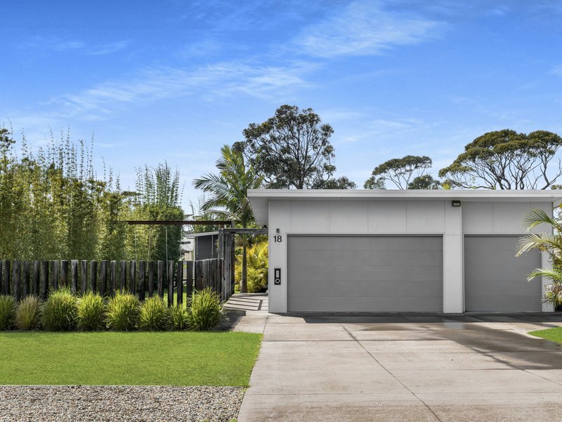 Photo - 18 Swan Ave , Cudmirrah NSW 2540 - Image 3