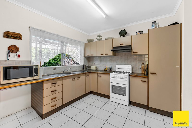 Photo - 18 Talasea Street, Trinity Beach QLD 4879 - Image 5