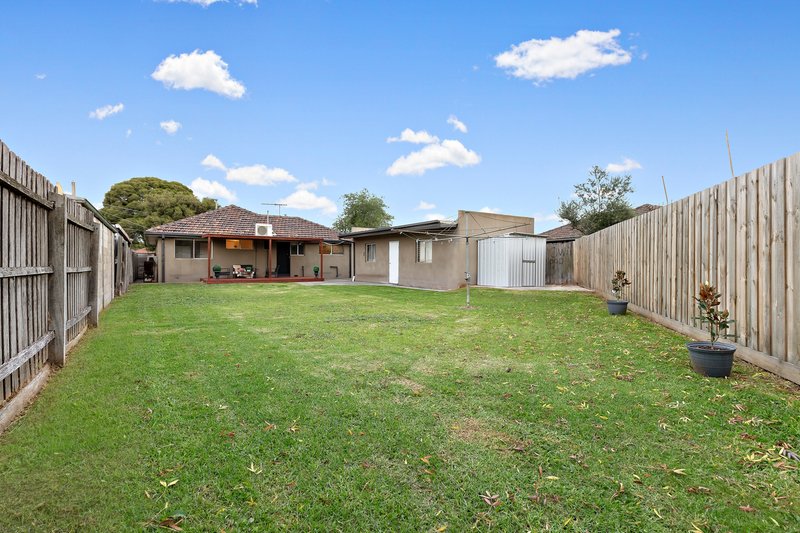 Photo - 18 Talbot Avenue, Thomastown VIC 3074 - Image 10