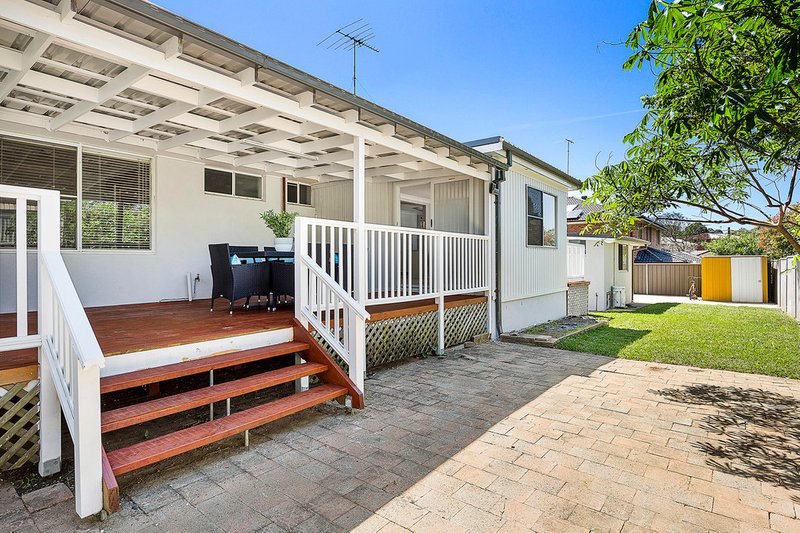 Photo - 18 Talisman Avenue, Castle Hill NSW 2154 - Image 9