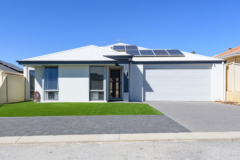 Photo - 18 Tallon Loop, Baldivis WA 6171 - Image 1