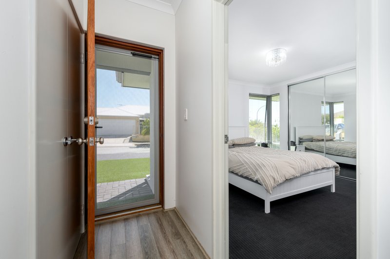 Photo - 18 Tallon Loop, Baldivis WA 6171 - Image 2