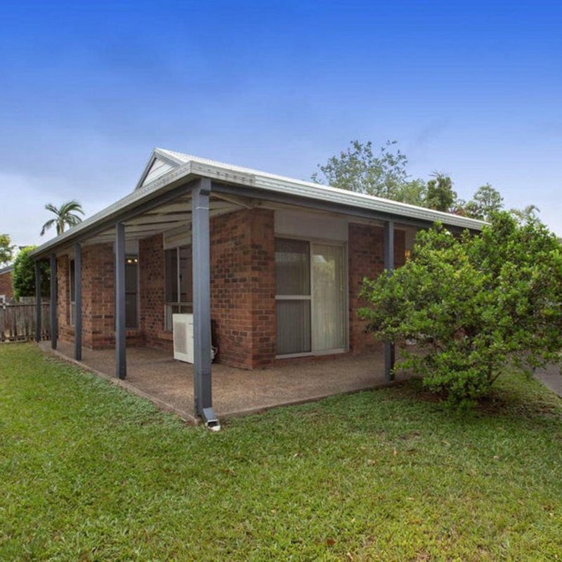 18 Tangmere Street, Chapel Hill QLD 4069