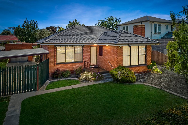 18 Taranto Drive, Noble Park VIC 3174