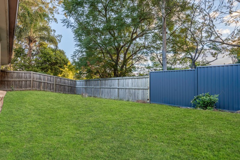 Photo - 18 Tarragon Place, Forest Lake QLD 4078 - Image 16