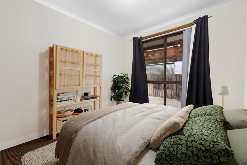 Photo - 18 Tarwin Place, Wyndham Vale VIC 3024 - Image 9