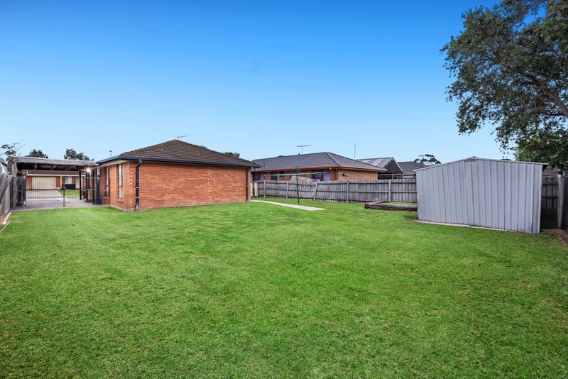 Photo - 18 Tarwin Place, Wyndham Vale VIC 3024 - Image 11