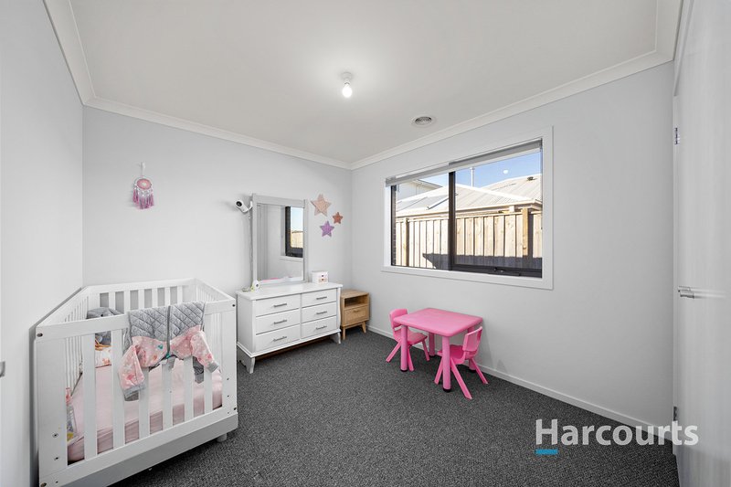 Photo - 18 Tassell Drive, Warragul VIC 3820 - Image 9