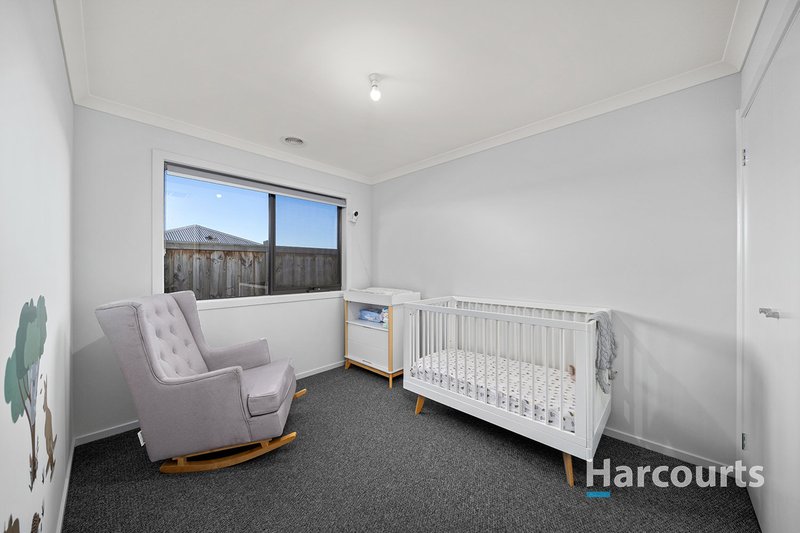 Photo - 18 Tassell Drive, Warragul VIC 3820 - Image 10