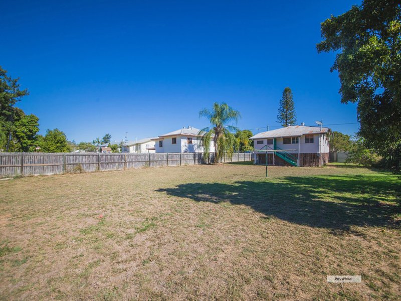 Photo - 18 Taylor Street, Park Avenue QLD 4701 - Image 10