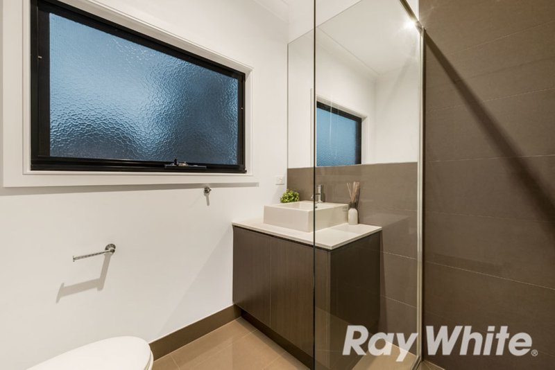 Photo - 1/8 Tennyson Court, Mulgrave VIC 3170 - Image 7