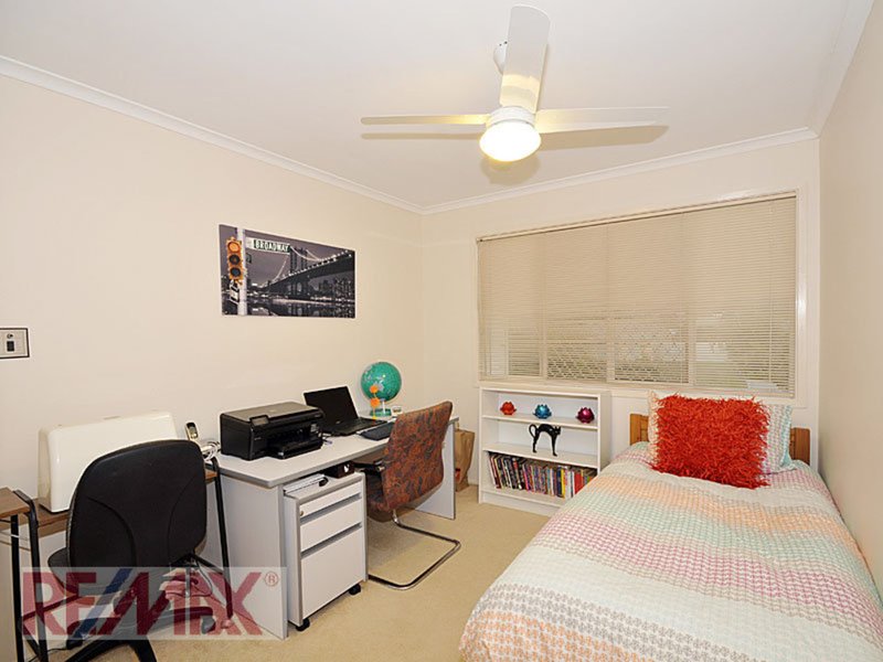 Photo - 18 The Boulevard, Albany Creek QLD 4035 - Image 22