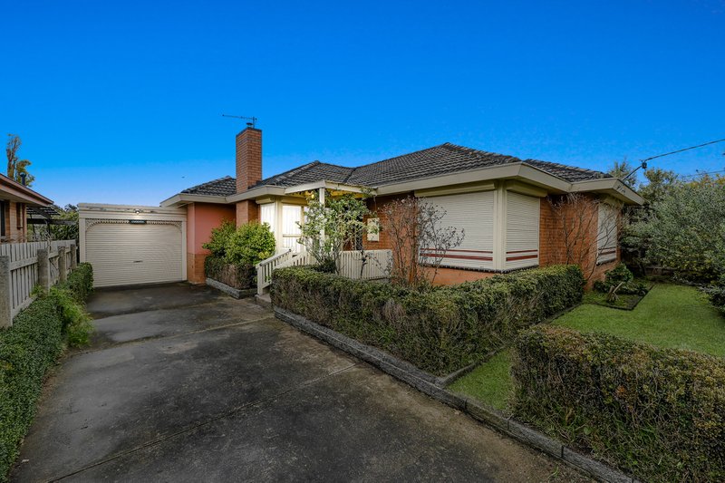 18 The Fairway, Hampton Park VIC 3976