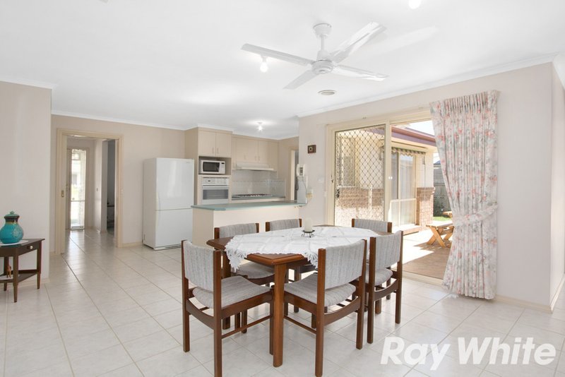 Photo - 18 Thomas Street, Pakenham VIC 3810 - Image 3