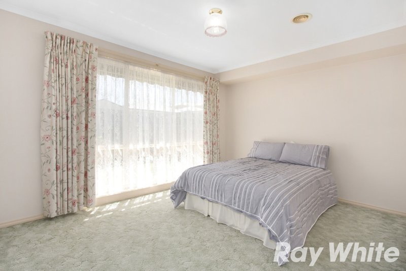 Photo - 18 Thomas Street, Pakenham VIC 3810 - Image 6