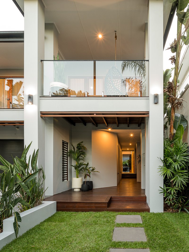 Photo - 18 Thompson Street, Bulimba QLD 4171 - Image 4