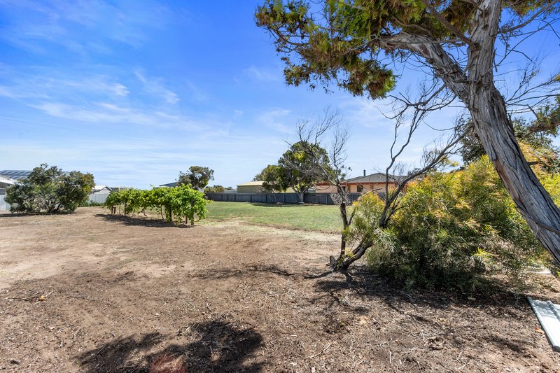 Photo - 18 Tiddy Widdy Road, Ardrossan SA 5571 - Image 9