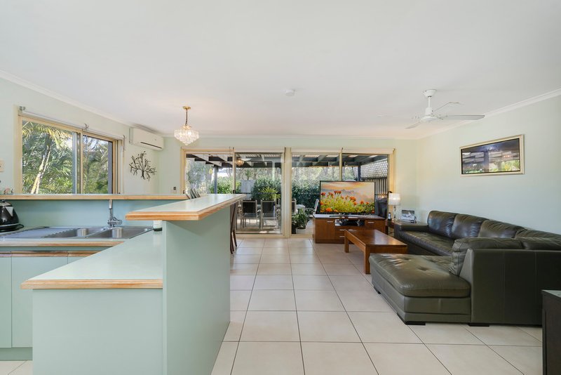 Photo - 1/8 Tiffany Close, Robina QLD 4226 - Image 4