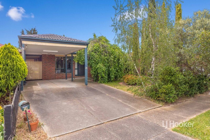 18 Tigris Close, Werribee VIC 3030