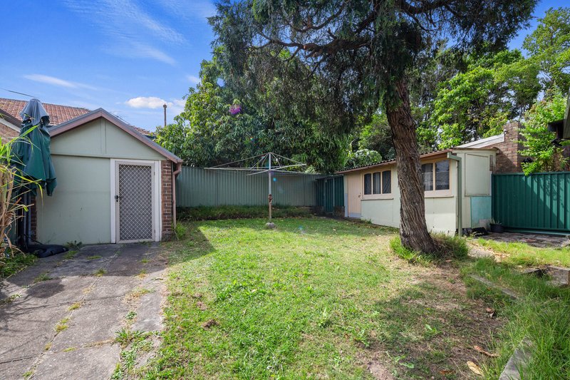 Photo - 18 Timothy Street, Hurstville NSW 2220 - Image 8