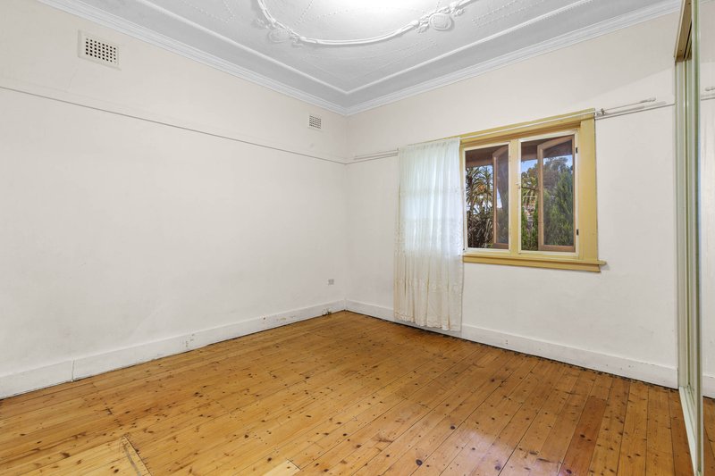 Photo - 18 Timothy Street, Hurstville NSW 2220 - Image 16