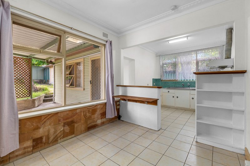 Photo - 18 Timothy Street, Hurstville NSW 2220 - Image 9