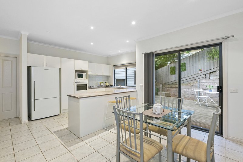 Photo - 18 Tinapher Drive, Rye VIC 3941 - Image 3