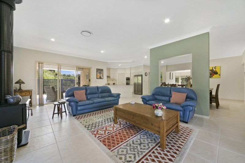 Photo - 18 Tobin Way, Tallebudgera QLD 4228 - Image 8