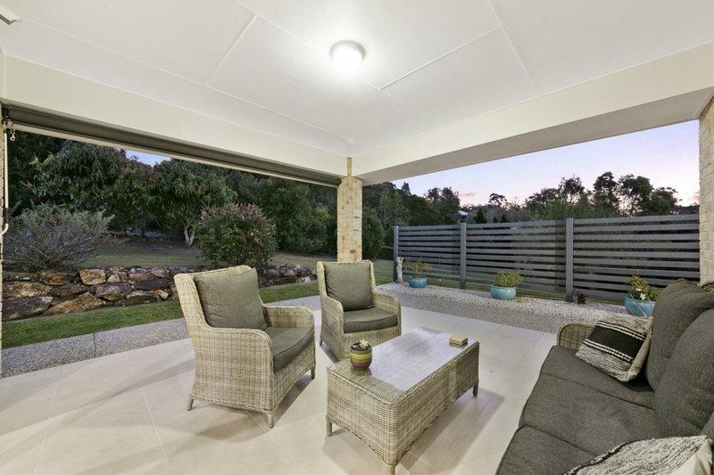 Photo - 18 Tobin Way, Tallebudgera QLD 4228 - Image 13