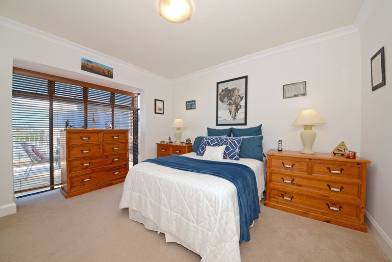 Photo - 18 Torquay Pass, Mindarie WA 6030 - Image 21