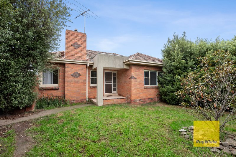 1/8 Torquay Road, Belmont VIC 3216